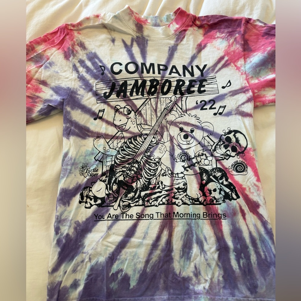 Online ceramics t-shirt. Tie-dye. Graphics on front and back.